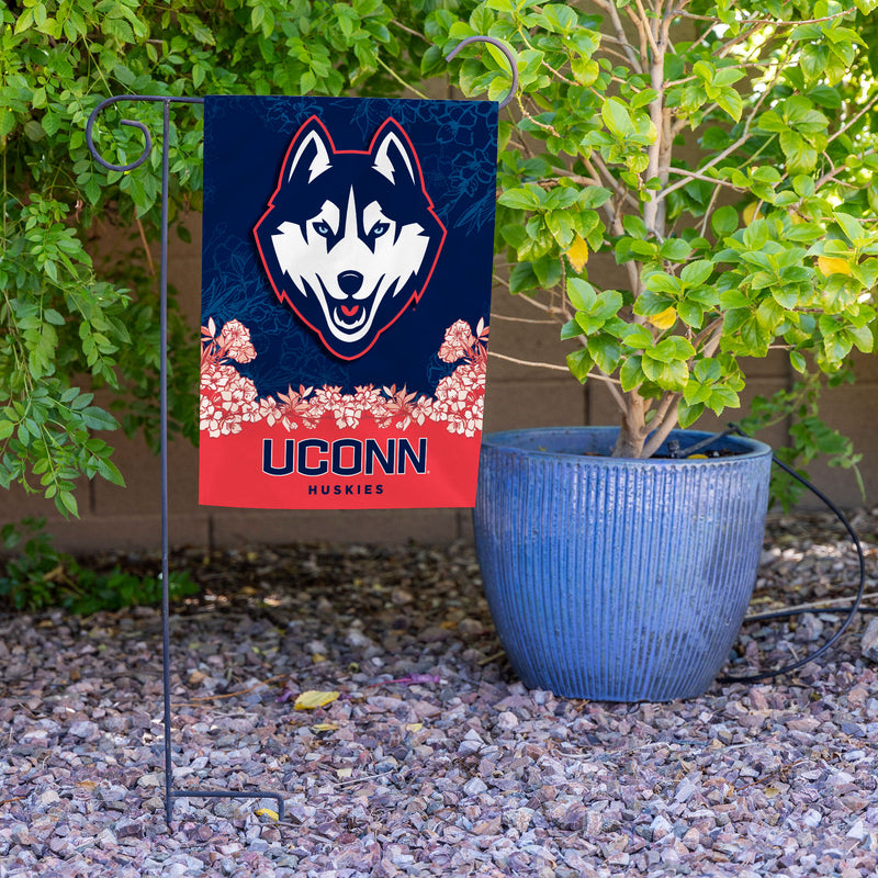 Uconn Garden Flag