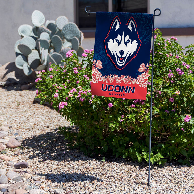 Uconn Garden Flag