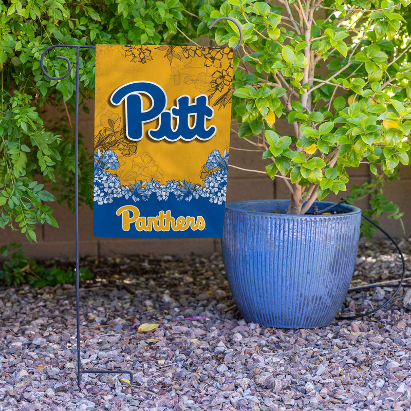 Pitt Garden Flag