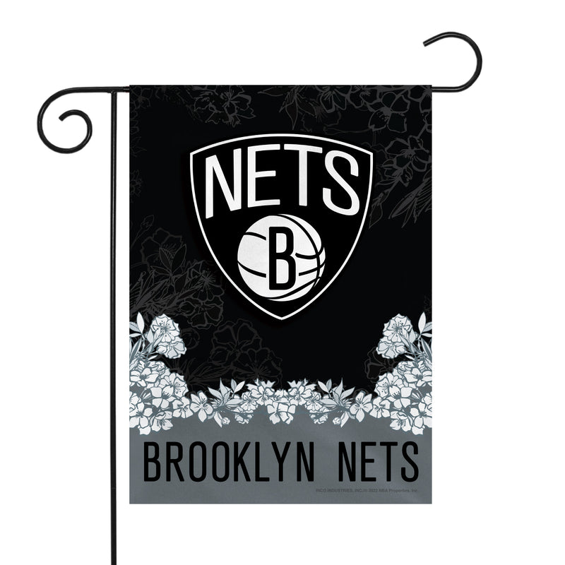 Nets Garden Flag